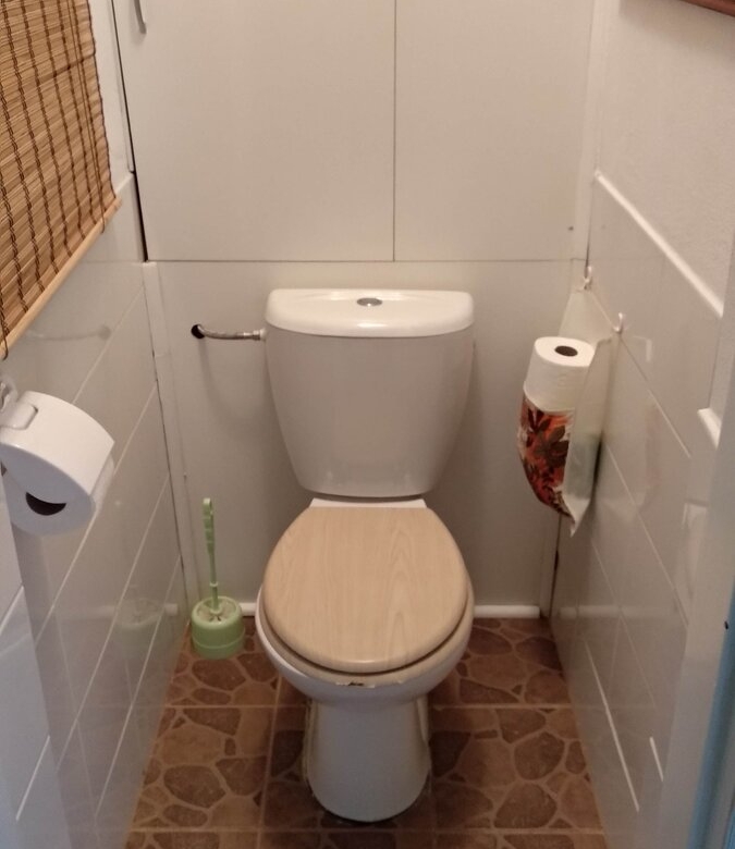 675